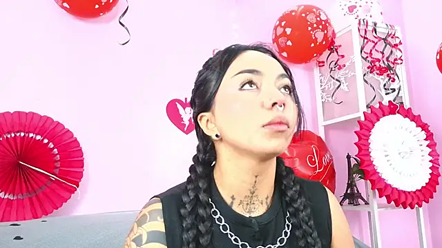 miss soffi  online show from 02-19-26, 06:27