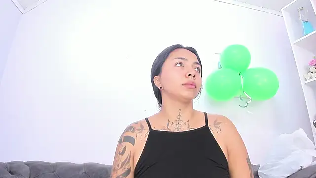 miss soffi  online show from 03-26-26, 12:25