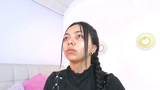 miss soffi  online show from 03-13-26, 12:32