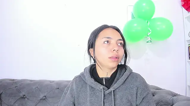 miss soffi  online show from 03-19-26, 12:38