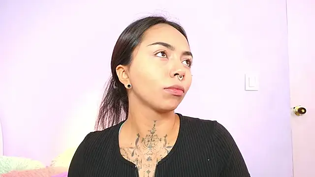 miss soffi  online show from 10-30-25, 12:25