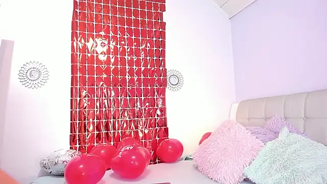 miss soffi  online show from 02-13-26, 01:33