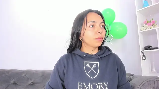 miss soffi  online show from 03-25-26, 12:26