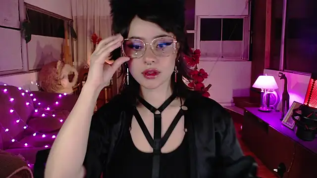 Snapshot of Aquamarinebubble chatting on 10-15-25, 03:05 Aquamarinebubble online show from 10-15-25, 03:05