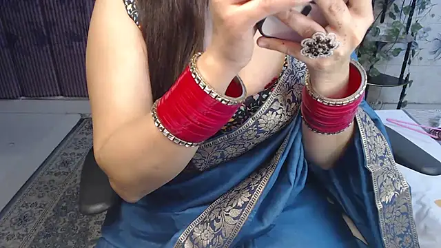 Snapshot of mahimagicdoll_DESI chatting on 01-30-25, 11:55 mahimagicdoll DESI online show from 01-30-25, 11:55