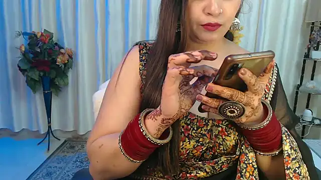 Snapshot of mahimagicdoll_DESI chatting on 02-08-25, 02:04 mahimagicdoll DESI online show from 02-08-25, 02:04