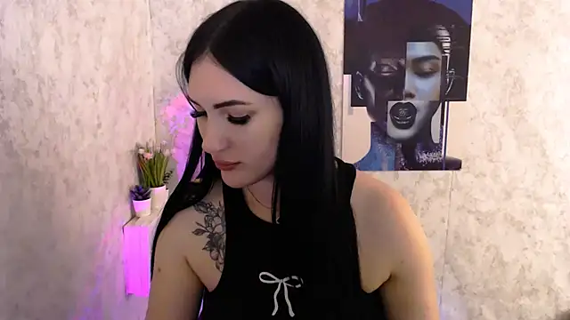 MisssShy  online show from 09-26-25, 06:59