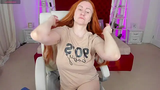 Kamilla Hot online show from 05-08-26, 05:33