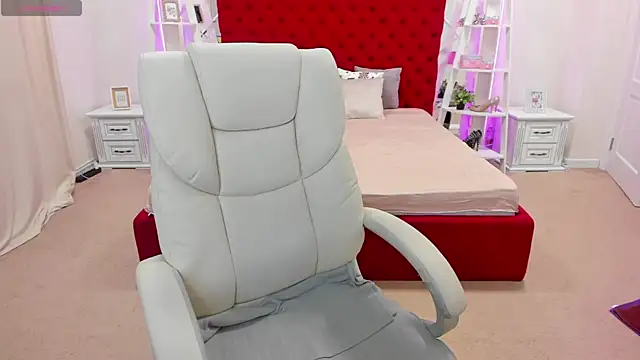 Kamilla Hot online show from 04-25-26, 05:32