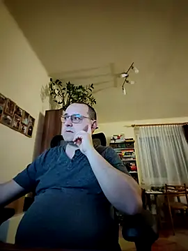 Stevie Little online show from 02-09-25, 04:29