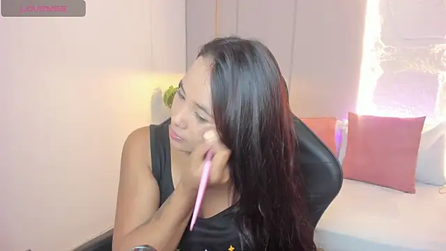 isabella florez online show from 07-22-26, 01:18