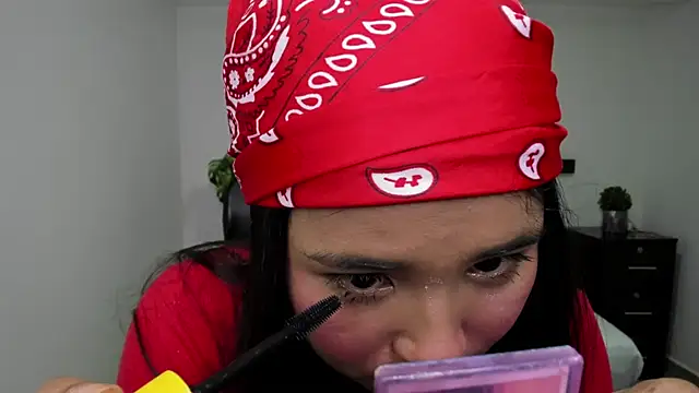 isabella florez online show from 03-18-25, 12:17