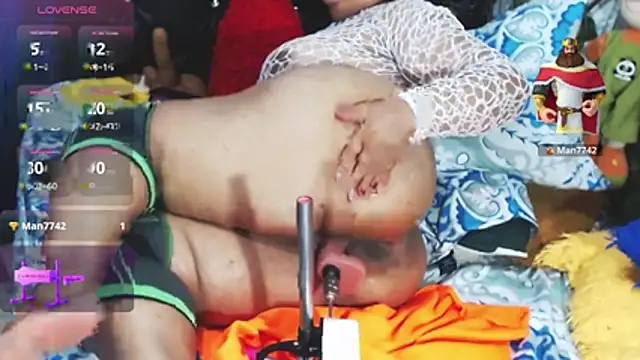 mature beautiful online show from 03-11-26, 12:32