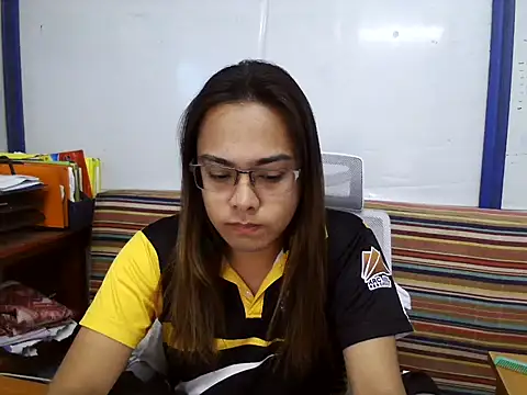 Your PrettyGirlxxx online show from 02-26-25, 05:35