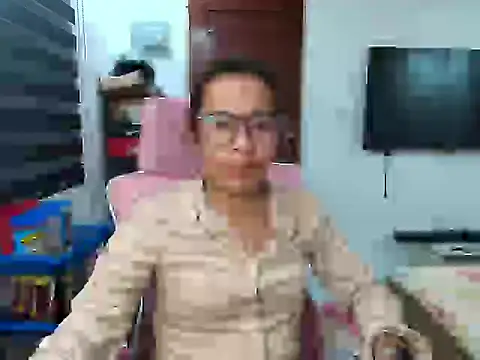 Your PrettyGirlxxx online show from 03-12-26, 09:24