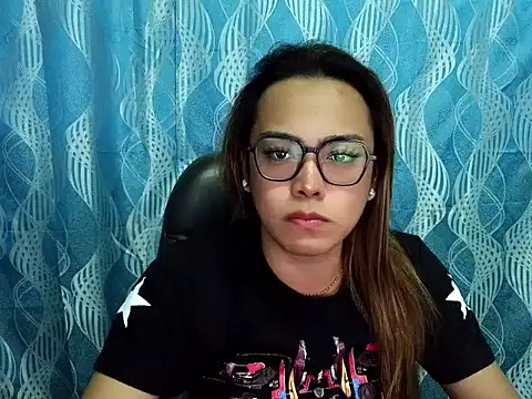 Your PrettyGirlxxx online show from 09-09-25, 05:17