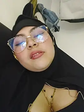 Hana    online show from 03-26-26, 11:13