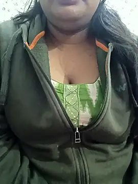 rekhabb123 online show from 01-15-26, 03:21