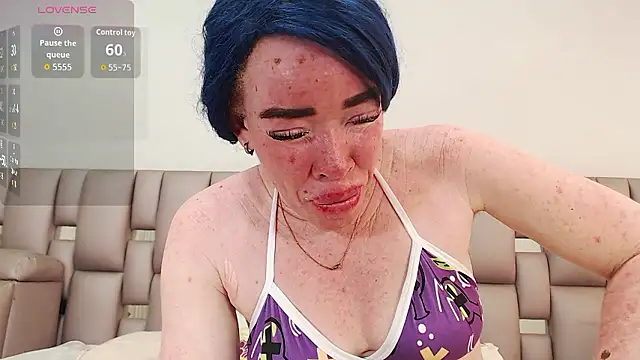 Kittywhiteass online show from 01-17-26, 10:24