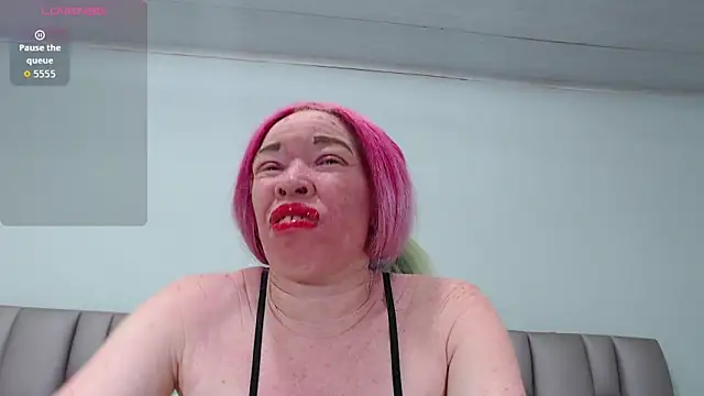 Kittywhiteass online show from 11-07-25, 01:10