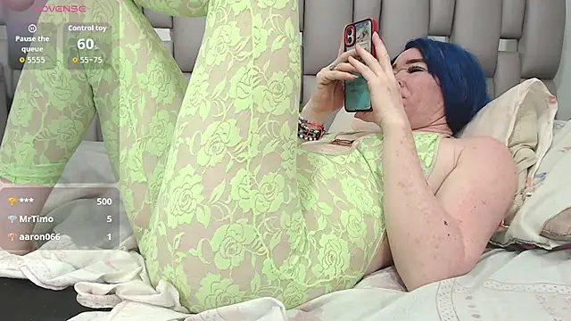 Kittywhiteass online show from 01-11-26, 03:24