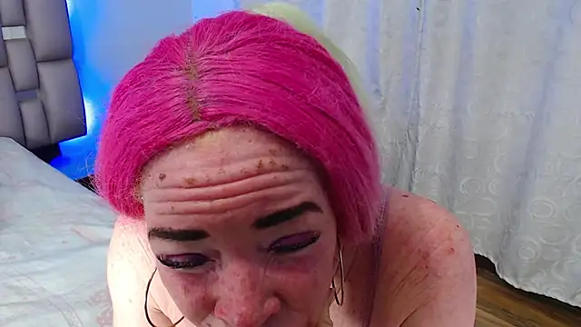 Kittywhiteass online show from 11-26-25, 04:23