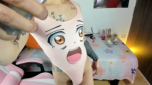 queenramoona-hot online show from 11-22-25, 05:12