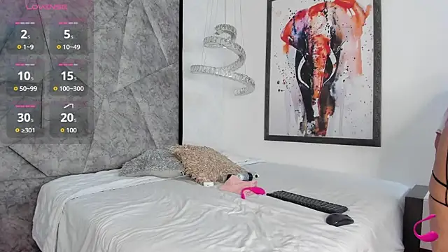 AmandaNordby  online show from 09-24-25, 03:24