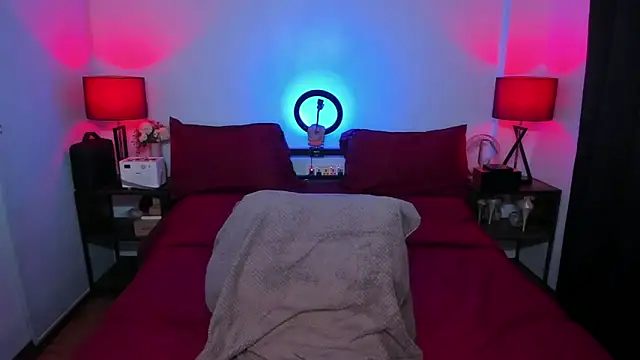 Snapshot of Jh3na chatting on 03-12-25, 05:35 Jh3na online show from 03-12-25, 05:35