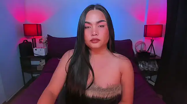 Snapshot of Jh3na chatting on 01-03-25, 02:21 Jh3na online show from 01-03-25, 02:21