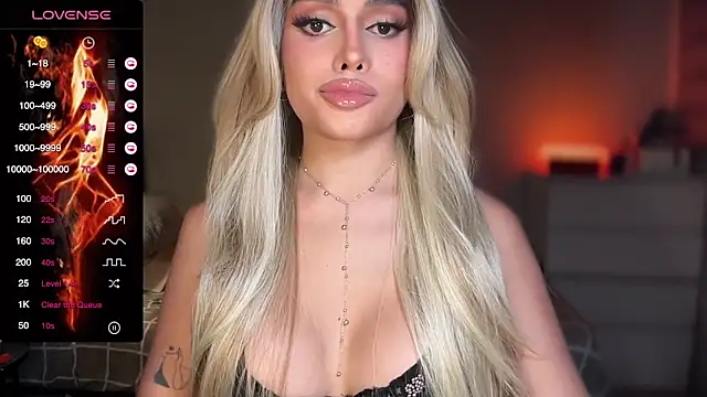 Snapshot of Judi_Abas chatting on 10-17-25, 12:51 Judi Abas online show from 10-17-25, 12:51