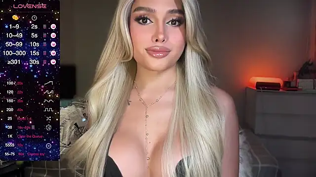 Snapshot of Judi_Abas chatting on 10-13-25, 10:54 Judi Abas online show from 10-13-25, 10:54