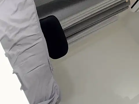 Chubbytransgirl21 online show from 04-17-26, 03:53