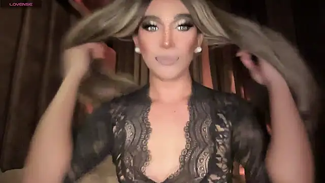 Lo la 69 online show from 10-06-25, 05:52