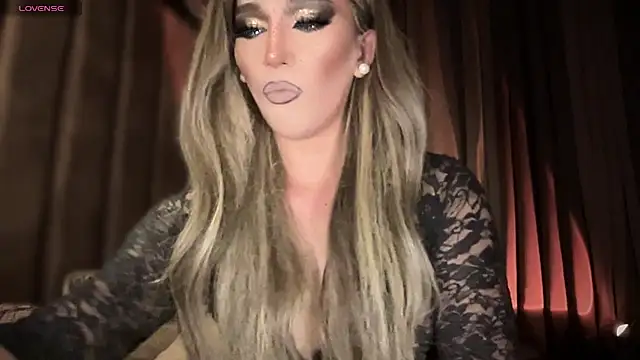 Lo la 69 online show from 09-30-25, 04:18