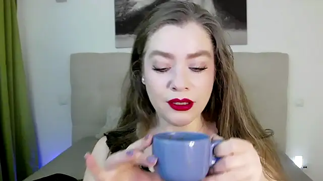Snapshot of PetersEmily chatting on 03-09-25, 11:14 PetersEmily online show from 03-09-25, 11:14