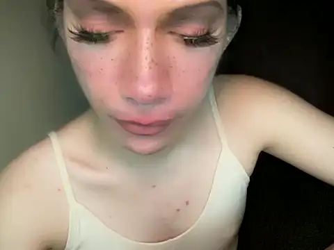 Snapshot of QUEEN_LILITH chatting on 02-20-25, 10:16 QUEEN LILITH online show from 02-20-25, 10:16