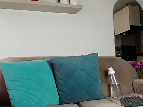 Robyn Miller online show from 11-21-25, 07:46