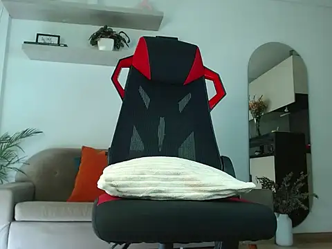 Robyn Miller online show from 10-20-25, 04:07