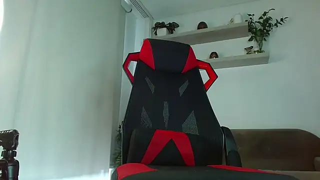 Robyn Miller online show from 09-12-25, 01:33