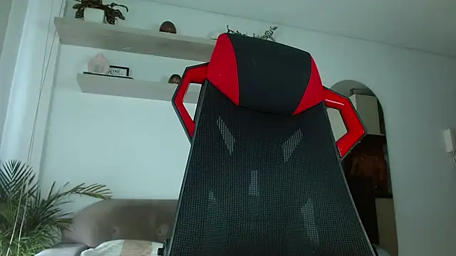 Robyn Miller online show from 09-20-25, 12:32