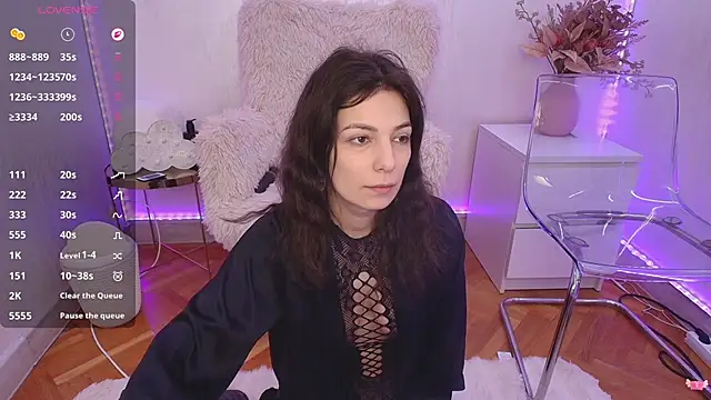 Snapshot of Anna_Lewis chatting on 05-04-26, 06:27 Anna Lewis online show from 05-04-26, 06:27
