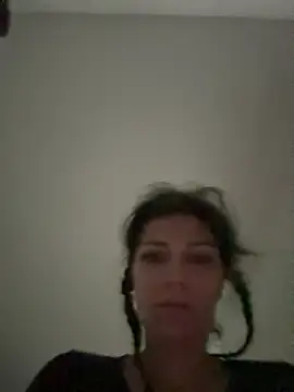 Anna Lewis online show from 07-10-26, 07:41