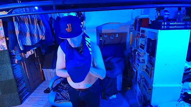 cumhungrybottom4u online show from 03-07-26, 05:47
