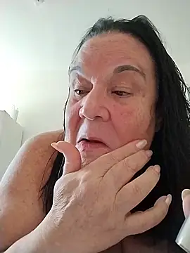 Yaya Mineira online show from 02-07-26, 04:04