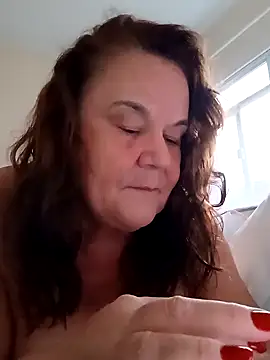 Snapshot of Yaya_Mineira chatting on 01-19-25, 09:13 Yaya Mineira online show from 01-19-25, 09:13