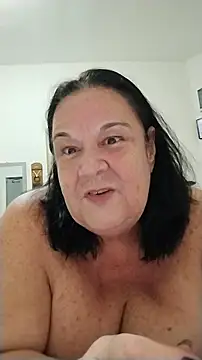 Snapshot of Yaya_Mineira chatting on 06-28-26, 01:01 Yaya Mineira online show from 06-28-26, 01:01