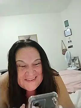 Yaya Mineira online show from 02-22-26, 02:03