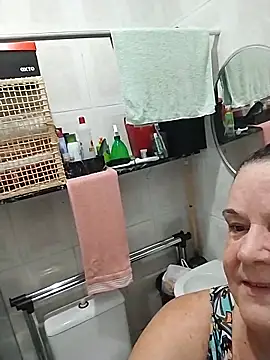 Yaya Mineira online show from 05-15-26, 11:36