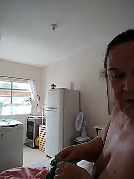 Yaya Mineira online show from 02-04-26, 06:47